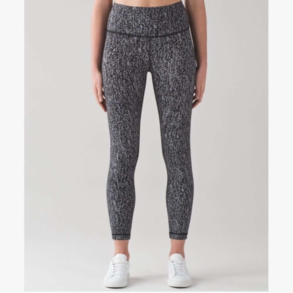 Lululemon Grey and White Speckled Cropped Pants